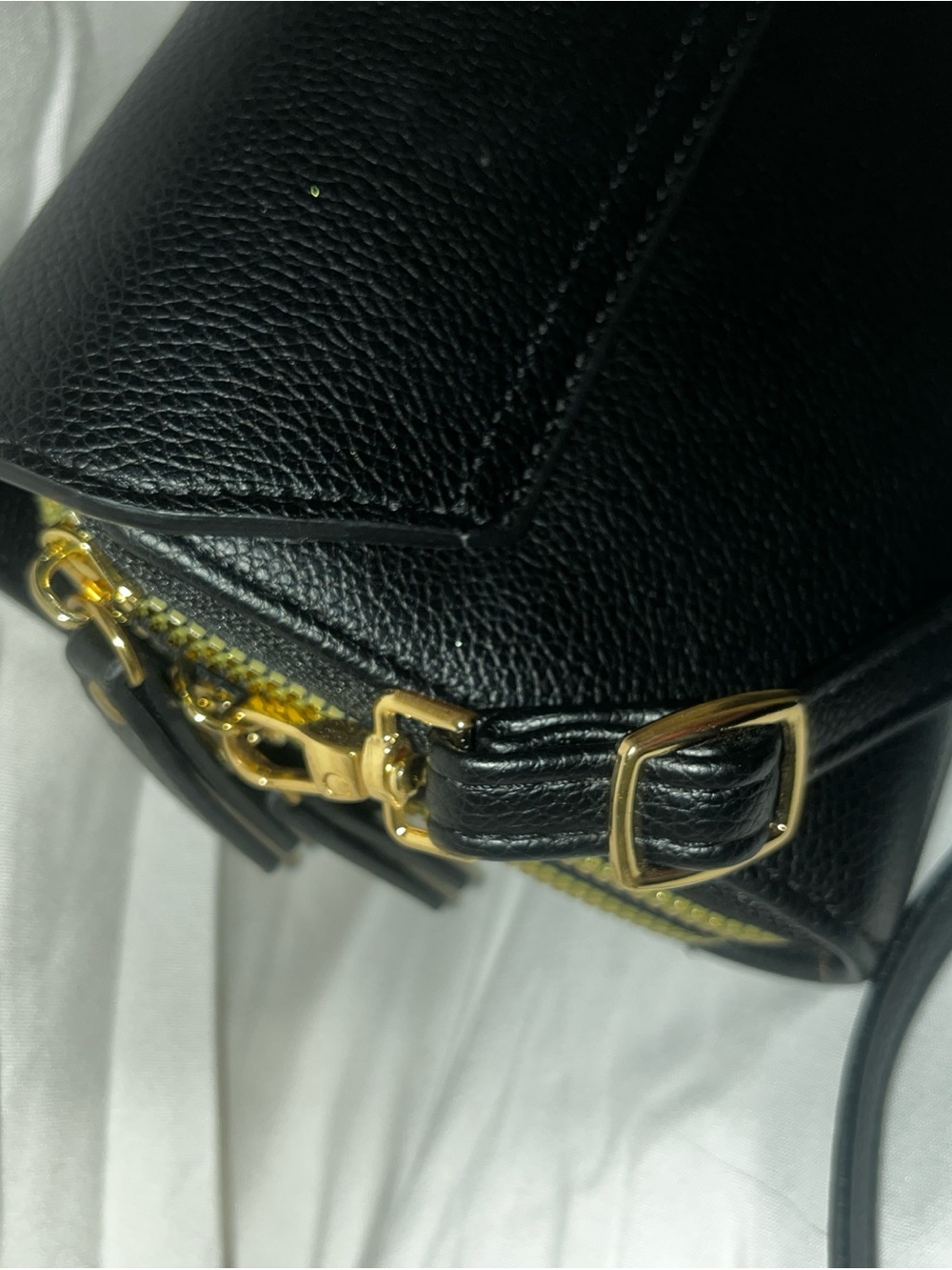 Black Bow-Accent Women’s Crossbody Bag - Picture 3 of 5